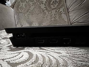 Video oyunlar və konsollar: PlayStation 4 Slim (qara) oyun konsolu - Model: PS4 Slim - Rəng — 4