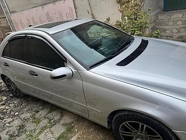 mersedes benz c: Mercedes-Benz 200-Series: 2 l | 2000 il Sedan — 4