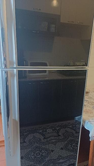 soyuducuların: 2 qapılı Toshiba Soyuducu Satılır, rəng - Gümüşü — 1