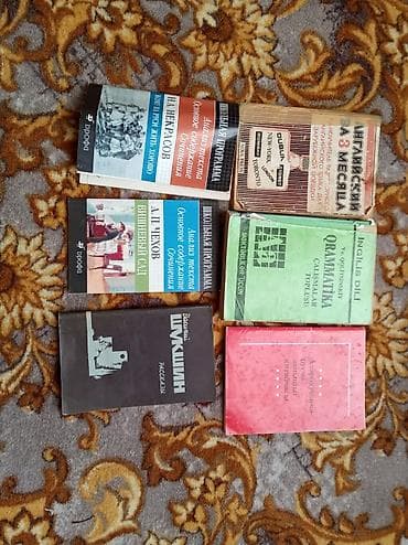 Elektrik nəqliyyatı: Rus və dünya ədəbiyyatı üzrə böyük ev kitabxanası satılır – müxtəlif — 4