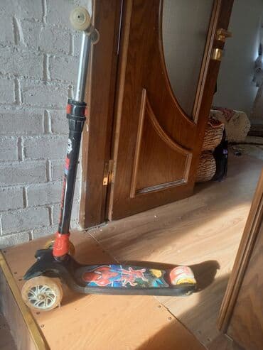 сколько стоит лабубу в баку: Uşaq skuterı – 3 təkərli, dönmə mexanizmi ön hissədə. - Rəng: qara — 1