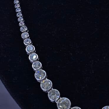 zümrüd qaşlı üzüklər: Dəstə daxildir: Üzük, Gümüş, 925 Əyar — 3