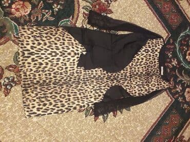 Dest 3 bir yerde 2 defe toya geynilib e yinde cox gozel qalir qisa