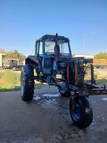 Lincoln: Traktor (MTZ tipli) - Güclü dizel mühərriki, önə qaldırılmış egzoz — 2