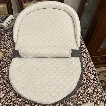 Oğlan və qız üçün, Yumru, Beşik, Dəstsiz, Matras ilə, Yellənmə mexanizmsiz