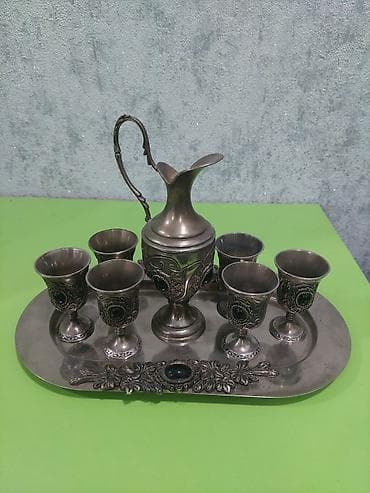 qara metal: Antik üslublu metal içki dəsti Komplekt: - 1 ədəd qrafin/ibu (nazik — 2