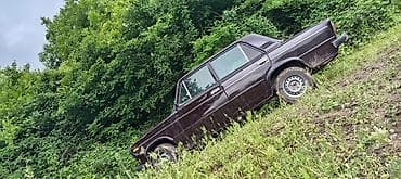 VAZ 2106 sedan – klassik kuzov. Texniki xüsusiyyətlər: - Ban: 4