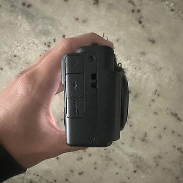 sony uslitel: Əfsanəvi Sony Zv1 fotokamerası! 2020-ci ilin ən yaxşı kompakt — 3