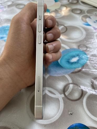 bəyansız iphone: IPhone 14, Ağ — 2