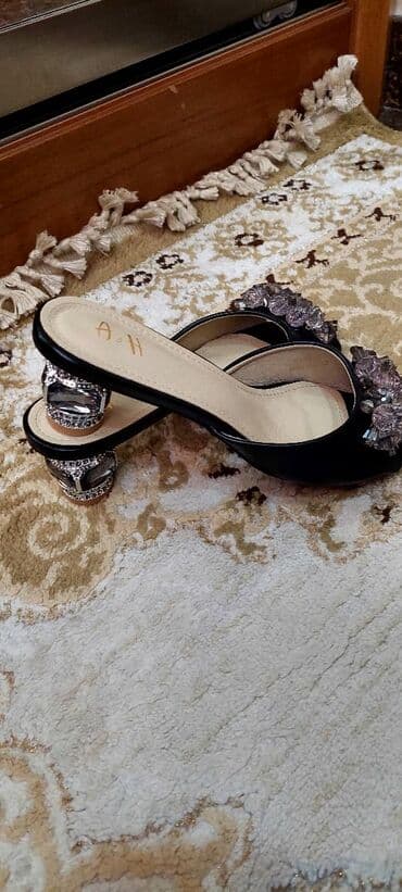 kisiler ucun gumus sepler: Ölçü: 39, rəng - Qara, Yeni — 3
