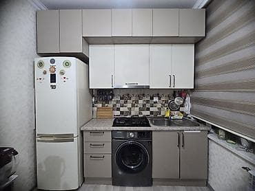 kuxna stulu: Metbex mebeli tecili satilir 500azn. Uzerinde moyka ve aspirator — 1