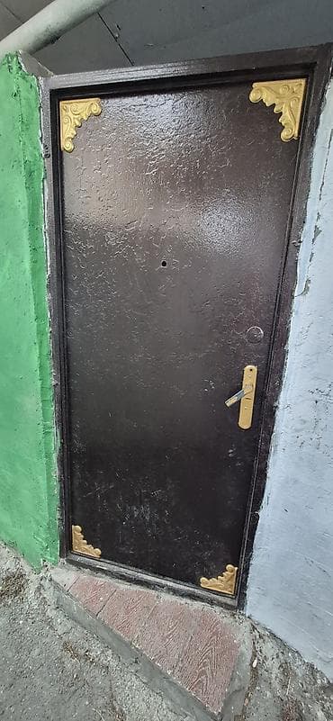 demir direy: Qalın cox qalın qapı dı eni.95.hündürlüyü.2.10.qapının arxası — 5