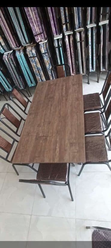 kvadrat masa: Qonaq otağı üçün, Yeni, Açılmayan, Kvadrat masa, 16 stul — 3