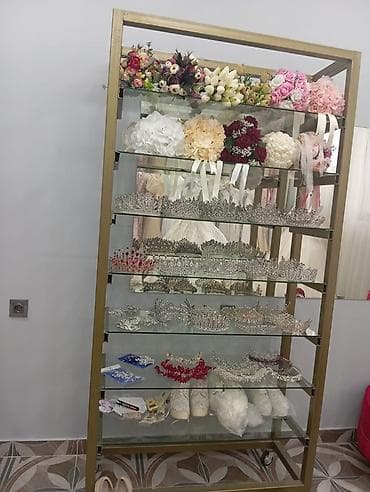 salon ucun mebel: Butun esyalar satilir Gelinlikler 50-100arasi Meniken 35 eded 30azn — 2