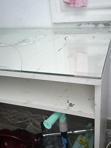 Masalar və oturacaqlar: Dirnaq stolu manikur masasi,sadece usdune qoyulan suse sinib susesi — 3