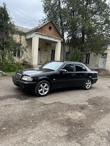 w210 arxa stoplar: Mercedes-Benz C 180: 1.8 l | 1997 il Sedan — 3