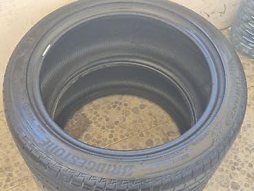 13 disk: Şin Bridgestone 235 / 45 / R 18 — 1