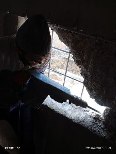 plastik ayna qapi: #Betonkesme #betondeşmə Beton kubik kərpic - dən kəsim deşim — 4