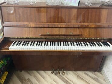 купить пианино бу: Ağac korpusa malik klassik vertikal pianino. Xüsusiyyətlər: - 88 — 1