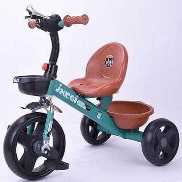 3 yaşdan 6 yaşa qədər uşaqlar üçün moto velosipedlər. Velosipeddə