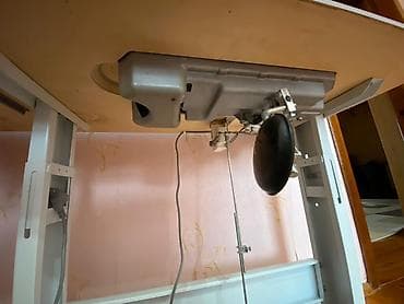 Sənaye tikiş maşını – JACK F4 (stol və pedal komplekti ilə) Jack F4 — 2