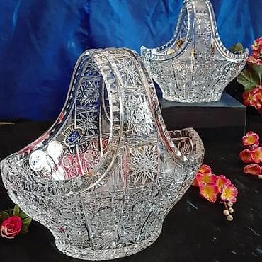 ag qapilar: Tom konfet qabilar 21 sm
cutu 245 azn — 1