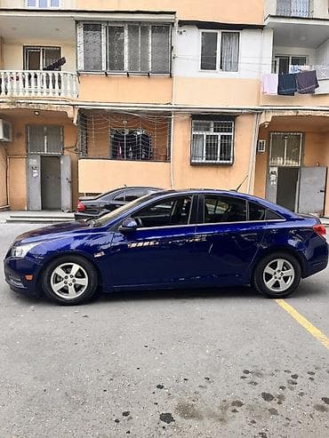 tesla model 3: Mühərrik : 1364 Buraxılış ili : 2011 Yürüş : 220000 km Sənədlər tam — 2