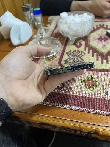 IPhone 13 Pro, 128 GB, Graphite, Qırıq — 3