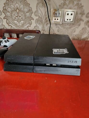 xbox one s: PlayStation 4 (PS4) oyun konsolu FAT(mat) model Daxildir: - PS4 — 2