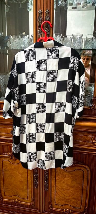 женские футболки и майки в полоску: Brend: Perfect Brown (Woman) Bədən ölçüsü: EUR M / MEX M / UK 38 — 7