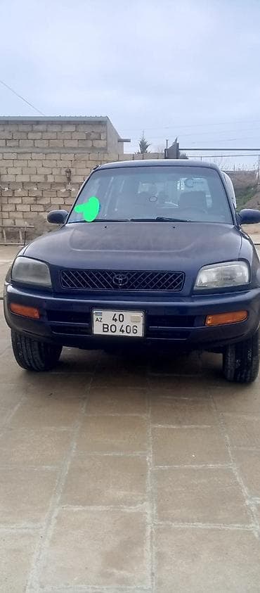 volkswagen touareg 2: Toyota RAV4: 2 л | 1995 г. Внедорожник — 1