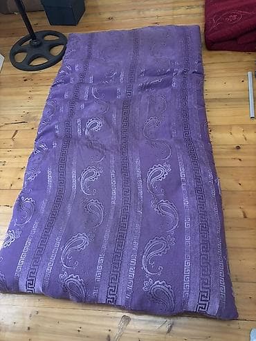 matras taxt: Döşək tək nəfərlik qalin yundu
2 eded var — 4