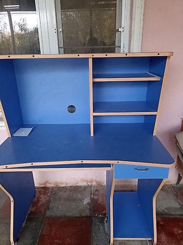 mavi ladin: Düz masa, Polkalı, Siyirməli, MDF — 2