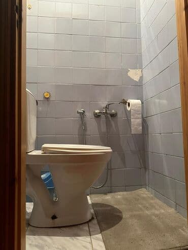 əmircan qəsəbəsi: Bakı, Bakıxanov qəs., 3 otaqlı, Köhnə tikili, m. Neftçilər, 70 kv. m — 11