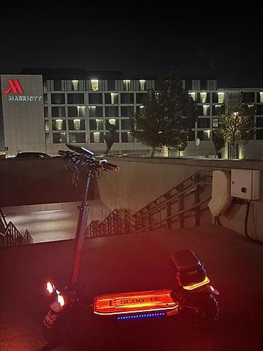 suktur: Elektrik skuter – şəhər və off-road üçün gücləndirilmiş model — 2