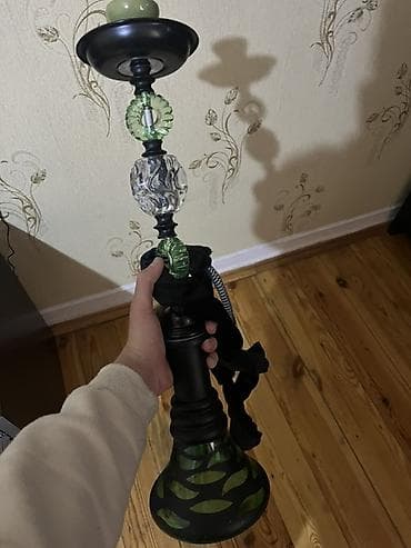 Nargilə dəsti – şüşə gövdəli, metal şaxtalı, yaşıl-qara dizayn