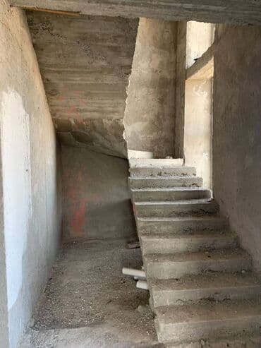 lacın ev: Bakı, Türkan qəs., 400 kv. m, 8 otaq, Qaz, İşıq, Su — 15