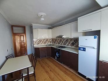 Mətbəx mebeli satılır. – Təxmini ölçü: 3.20 m – Üzərində qaz — 1
