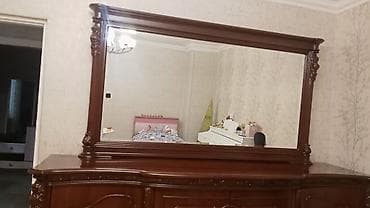 Kamod, ela veziyyetde, eni 62, uzunlugu 2.62 sm. Cox mohkem materiali — 4