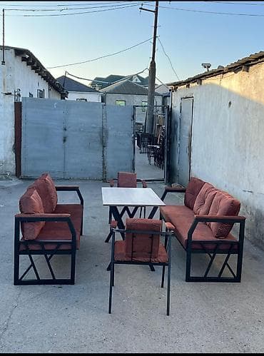 salon ucun stul: Yeni, Dördbucaq masa, 2 stul, Açılmayan, Stullar ilə, Metal — 1