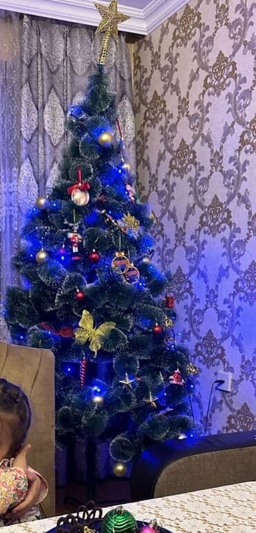 Güzgülər: Yeni il ucun şam ağacı. Əla vəziyyətdə bu qiymətə bu hündürlükdə belə — 2