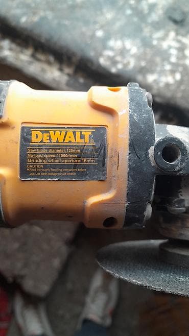 Qaynaq, svarka aparatları: DEWALT akkumuliyatorlu alətlər dəsti Tərkib: - DEWALT fırçasız — 6