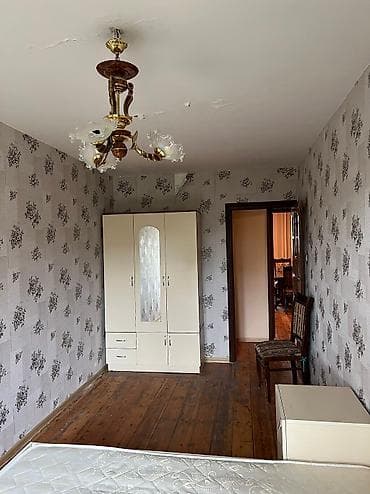 hovsanda ev: Neftçilər Metrosuna yaxın məsafə Bəkir Çobanzadə 35 Küçəsi(Hamı — 6