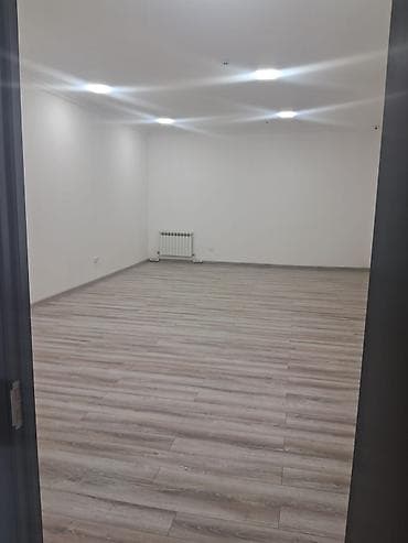 Mənzillər: Icarə üçün iş və ya tədris məqsədli geniş zal/otaq. Xüsusiyyətlər: - — 6