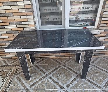 itmiş əşya: Mebel dəsti – mərmər naxışlı masa və 4 çekmecəli komod - Masa: Geniş — 1