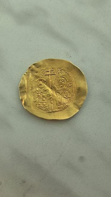 Qədimi qızıl sikkedi . qiyməti yukseydi əlaqə saxla — 1