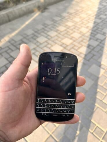 Blackberry Q10, rəng - Qara, Düyməli