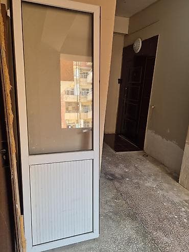 qapı plastik: PVC giriş/balkon qapısı - Material: ağ rəngli PVC profil - Üst hissə — 2