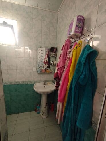 дом у моря: 3 комнаты, 85 м², Средний ремонт — 12