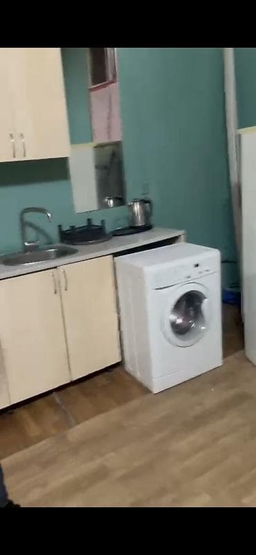 tap.az oguz: 2 otaqlı studiya tipli mənzil – mebellə və texnika ilə.Bir nəfər oğlan — 5